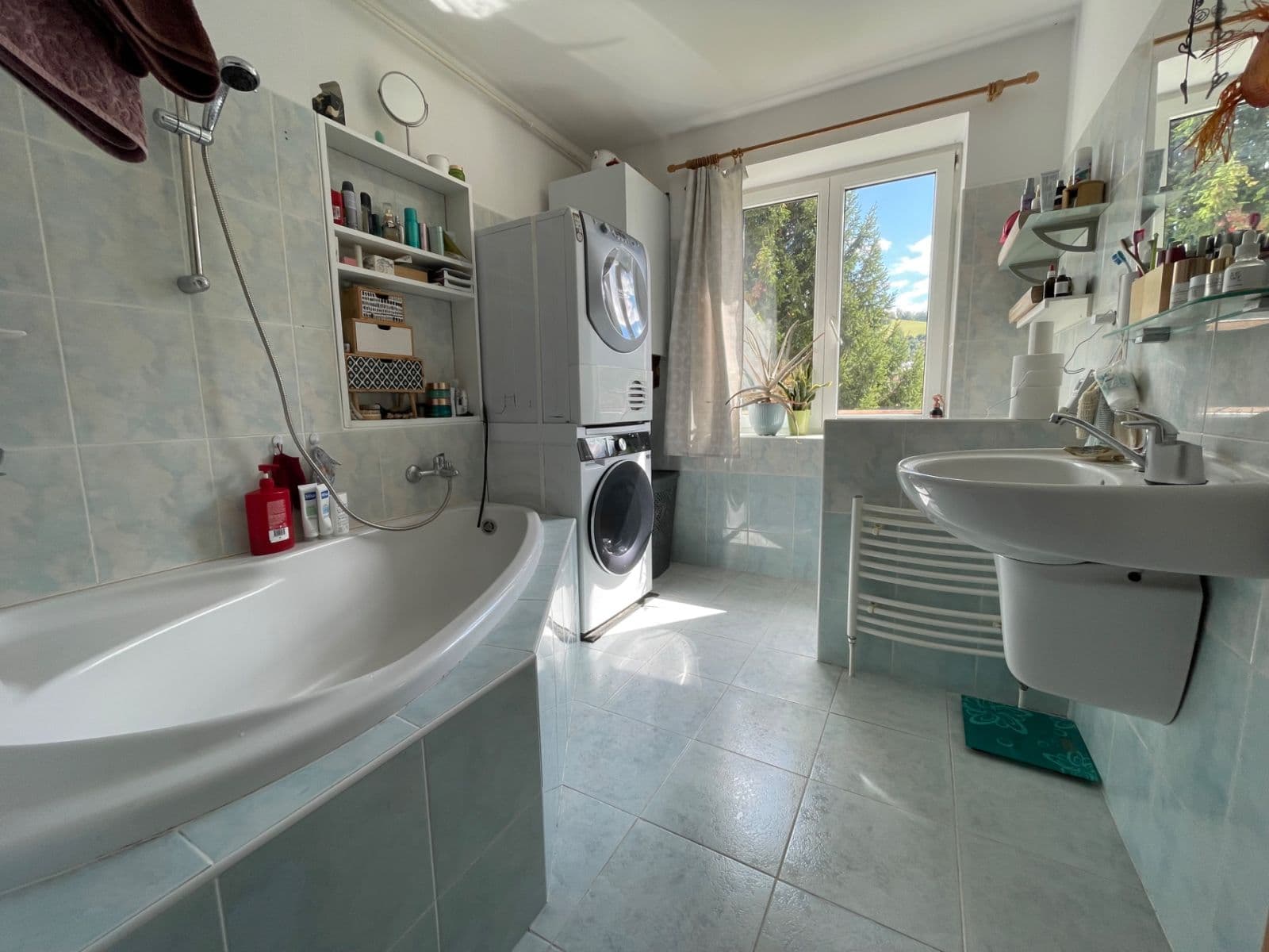 Pronájem bytu 3+1 83 m², Nové domovy, Český Krumlov, Jihočeský kraj Pronájem bytu 3+1 83 m², Nové domovy, Český Krumlov, Jihočeský kraj