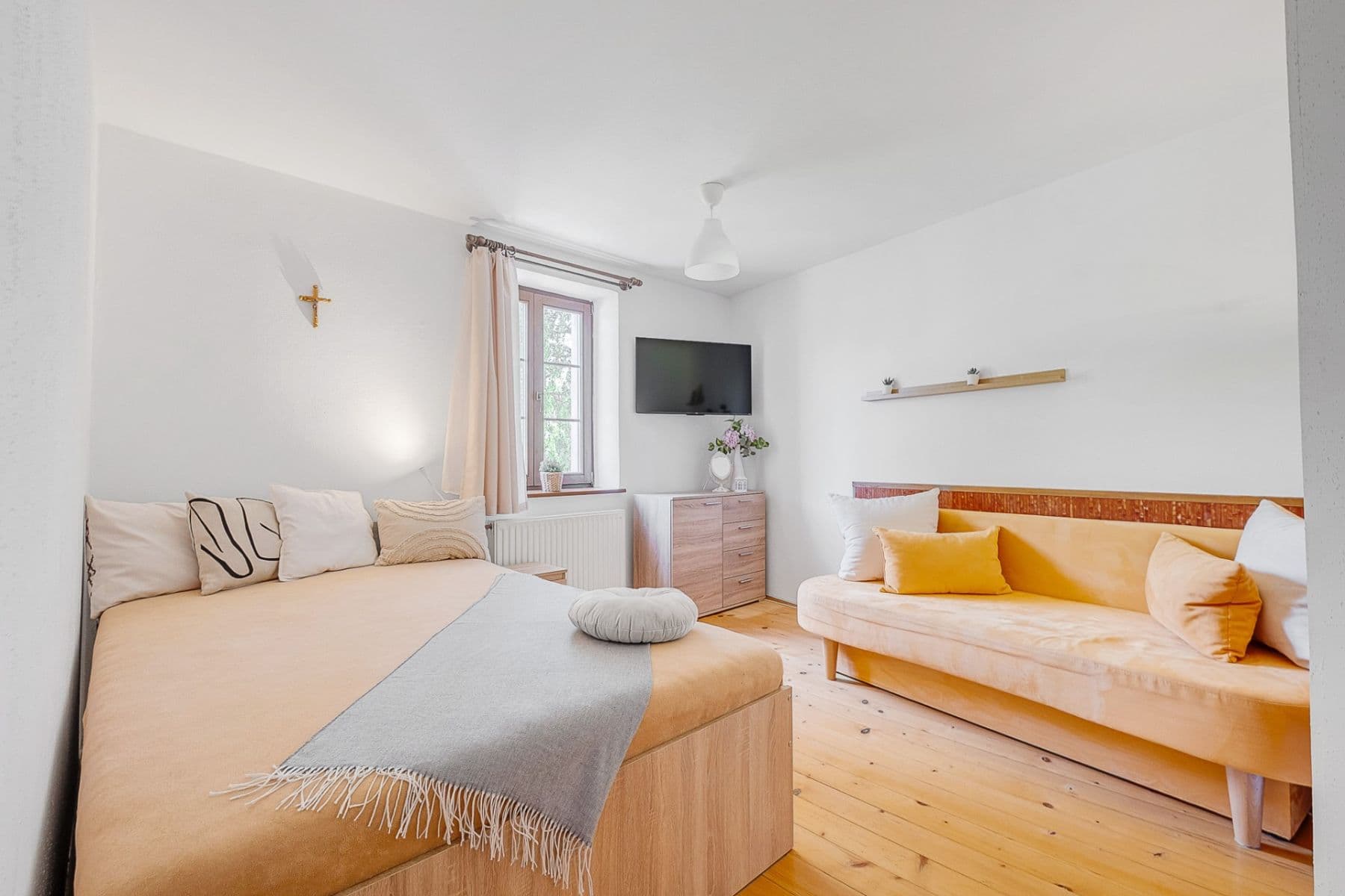 Prodej domu 254 m², pozemek 640 m², Česká, Volary, Jihočeský kraj Prodej domu 254 m², pozemek 640 m², Česká, Volary, Jihočeský kraj