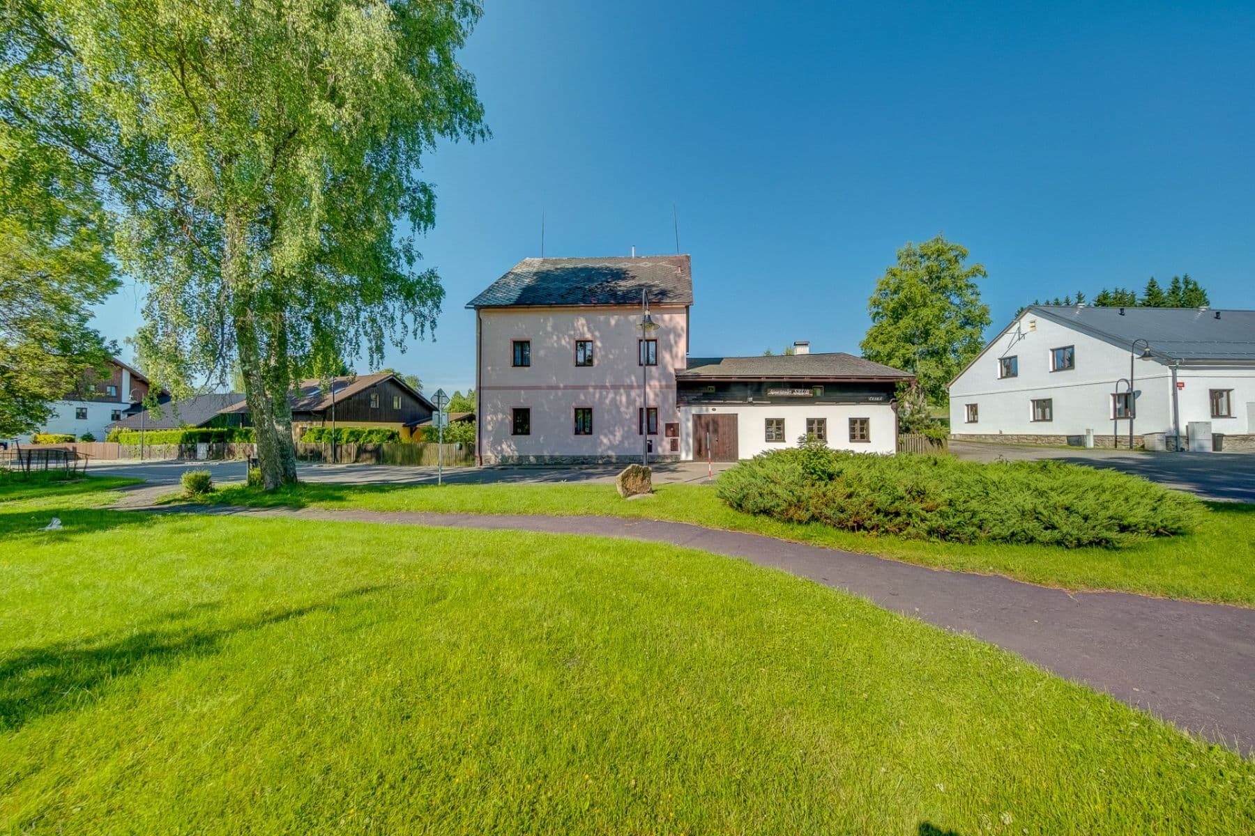Prodej domu 254 m², pozemek 640 m², Česká, Volary, Jihočeský kraj Prodej domu 254 m², pozemek 640 m², Česká, Volary, Jihočeský kraj