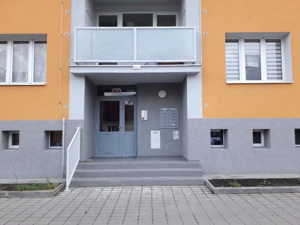 Pronájem bytu 2+1 52 m², Tř. 1. máje, Přeštice, Plzeňský kraj Pronájem bytu 2+1 52 m², Tř. 1. máje, Přeštice, Plzeňský kraj