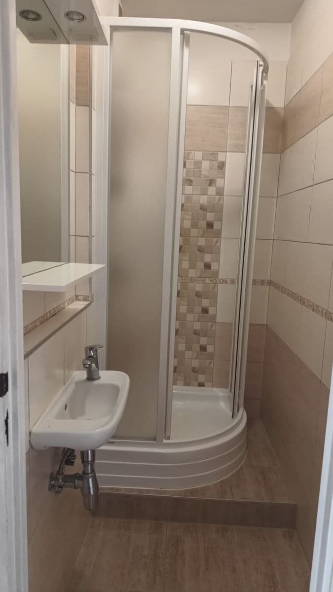 Pronájem bytu Garsoniéra 23 m², Nad Lesním divadlem, Praha, Praha Pronájem bytu Garsoniéra 23 m², Nad Lesním divadlem, Praha, Praha