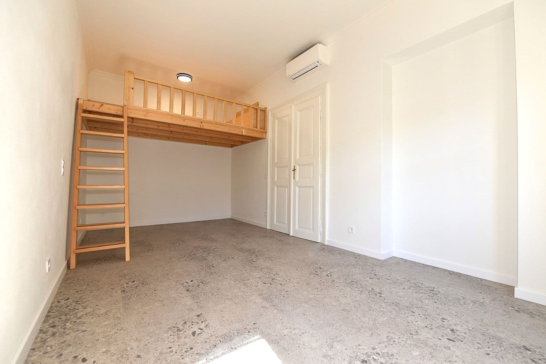 Pronájem bytu 4+kk 84 m², Palackého, Praha, Praha Pronájem bytu 4+kk 84 m², Palackého, Praha, Praha