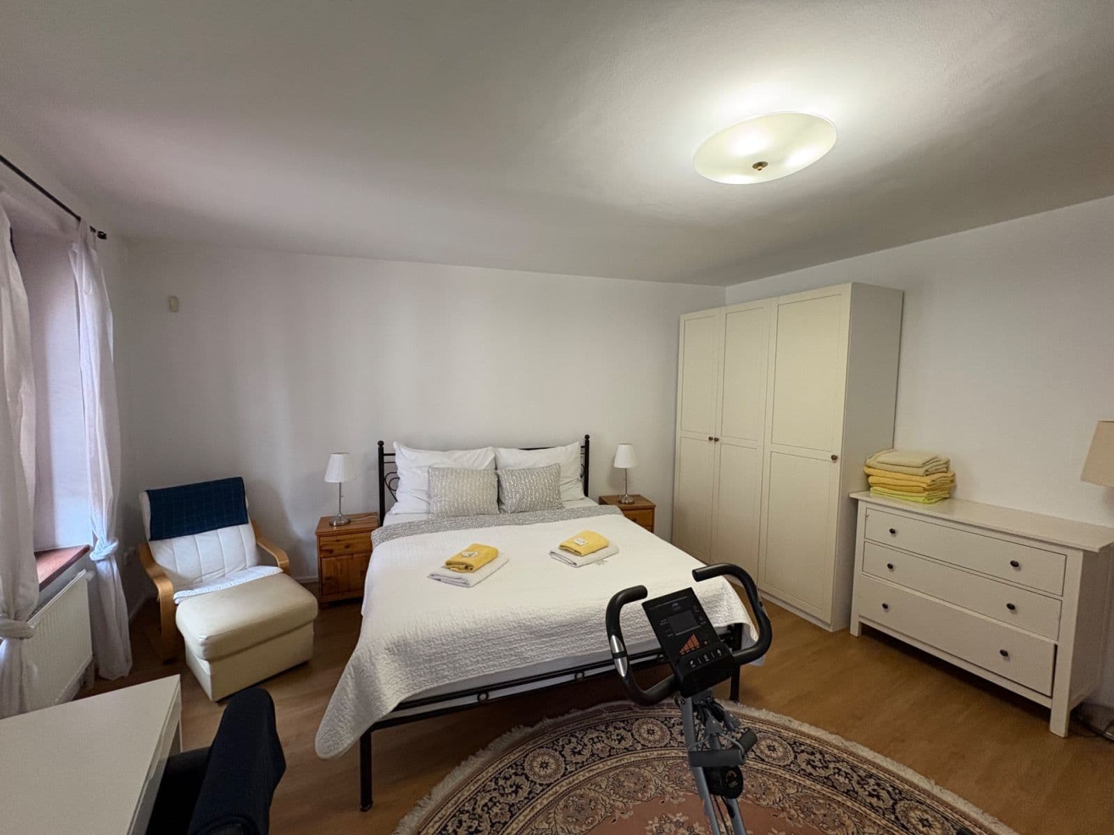 Pronájem bytu 5+1 141 m², Konviktská, Praha, Praha Pronájem bytu 5+1 141 m², Konviktská, Praha, Praha