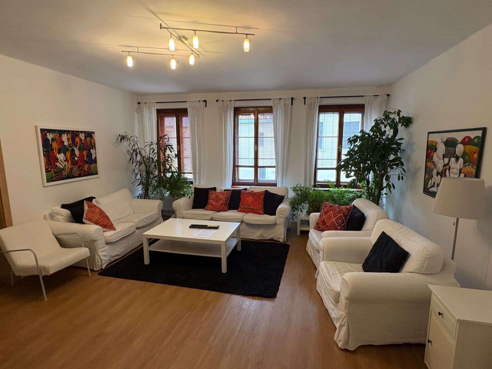 Pronájem bytu 5+1 141 m², Konviktská, Praha, Praha Pronájem bytu 5+1 141 m², Konviktská, Praha, Praha