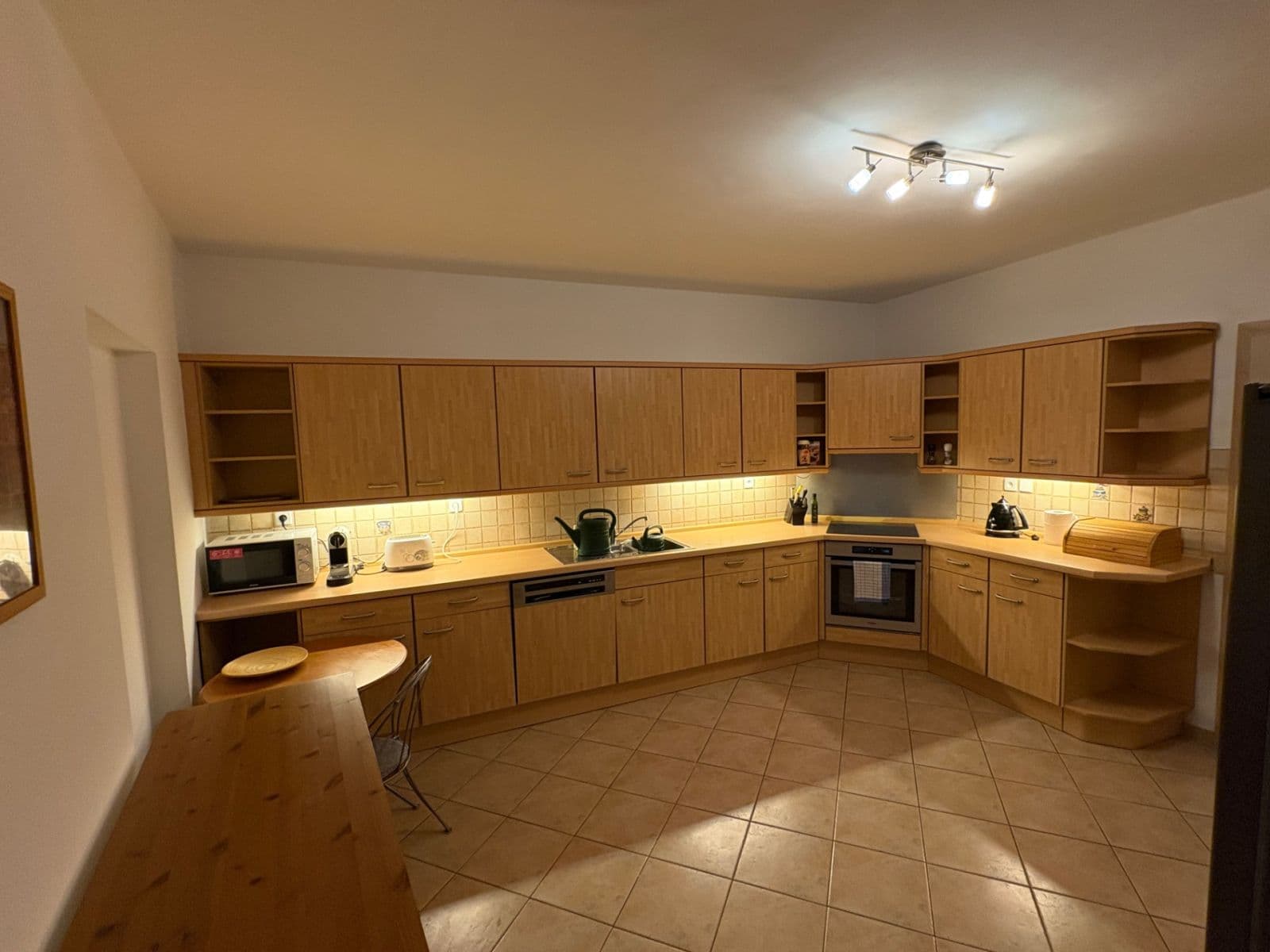 Pronájem bytu 5+1 141 m², Konviktská, Praha, Praha Pronájem bytu 5+1 141 m², Konviktská, Praha, Praha