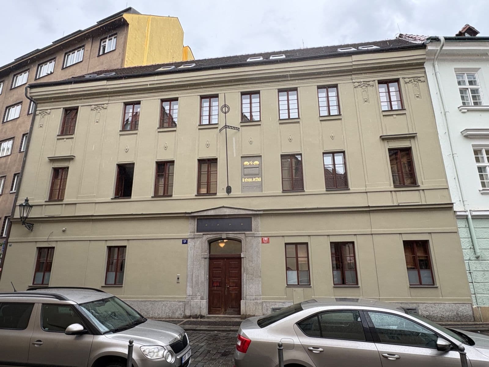 Pronájem bytu 5+1 141 m², Konviktská, Praha, Praha Pronájem bytu 5+1 141 m², Konviktská, Praha, Praha