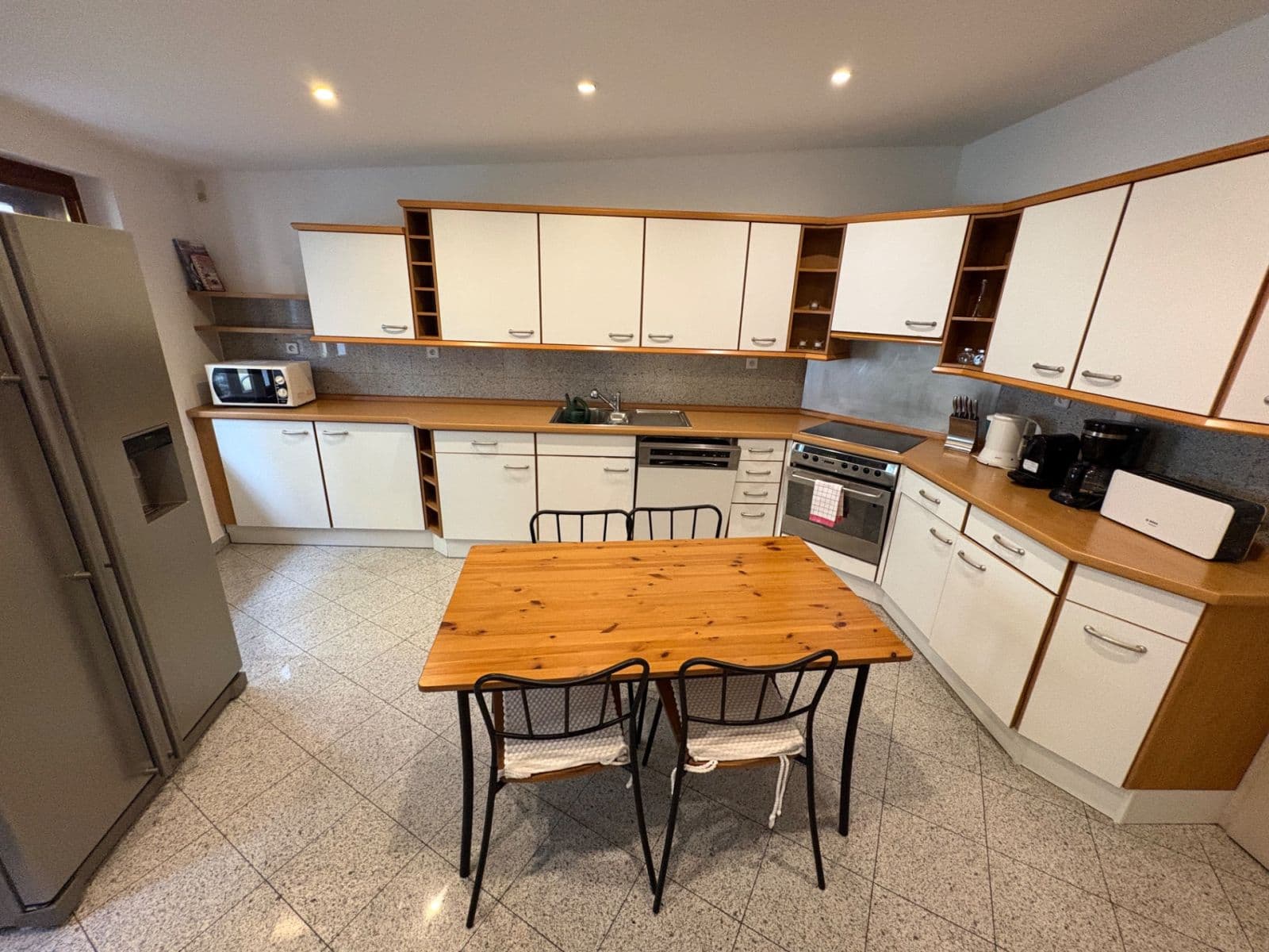 Pronájem bytu 4+1 184 m², Konviktská, Praha, Praha Pronájem bytu 4+1 184 m², Konviktská, Praha, Praha