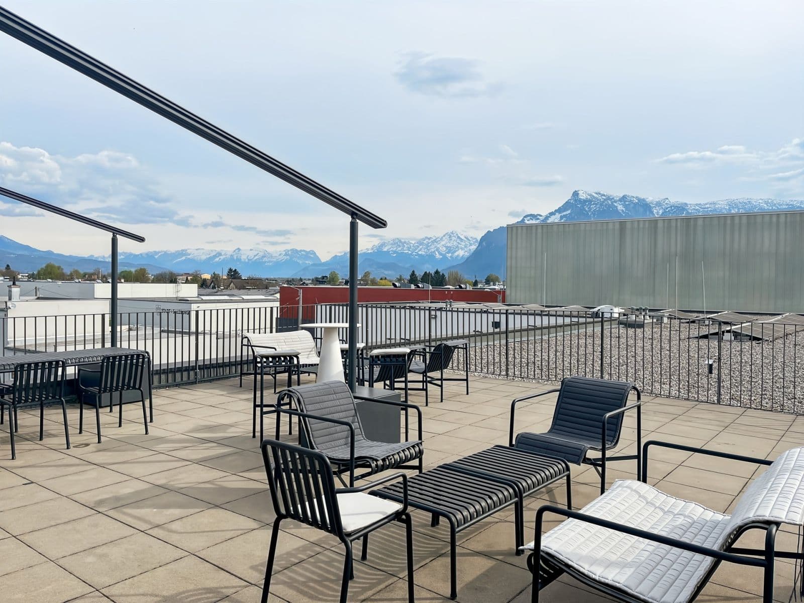 Pronájem kanceláře 2.465 m², Siezenheimer straße, Salzburg, Salcbursko Pronájem kanceláře 2.465 m², Siezenheimer straße, Salzburg, Salcbursko