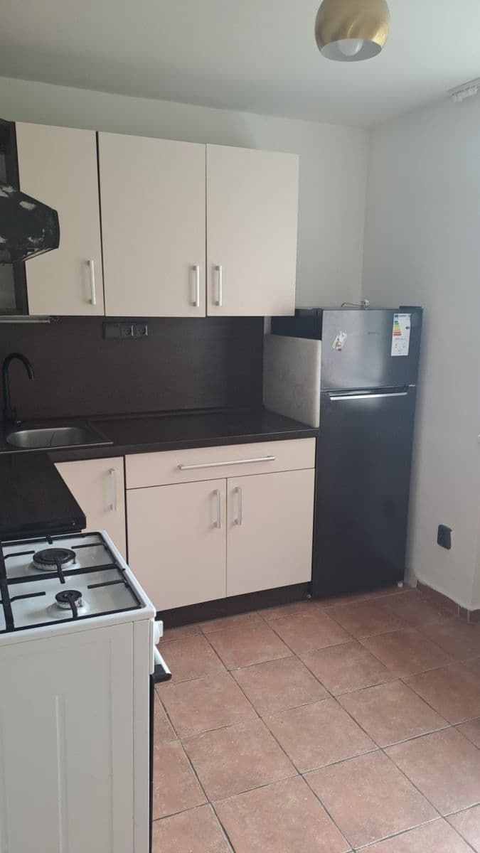 Prodej bytu 1+1 32 m², Sevastopolská, Kladno, Středočeský kraj Prodej bytu 1+1 32 m², Sevastopolská, Kladno, Středočeský kraj