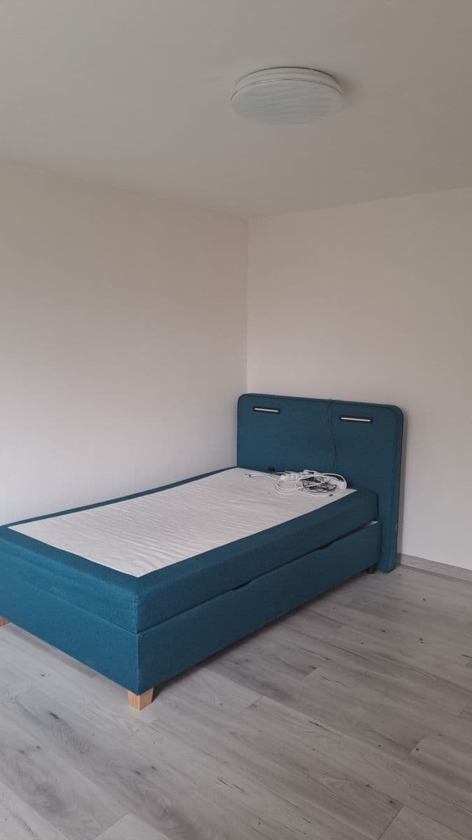 Prodej bytu 1+1 32 m², Sevastopolská, Kladno, Středočeský kraj Prodej bytu 1+1 32 m², Sevastopolská, Kladno, Středočeský kraj