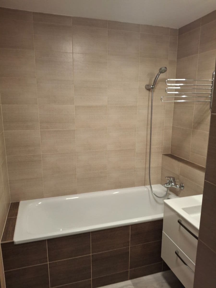 Prodej bytu 3+1 75 m², Horní, Ostrava, Moravskoslezský kraj Prodej bytu 3+1 75 m², Horní, Ostrava, Moravskoslezský kraj