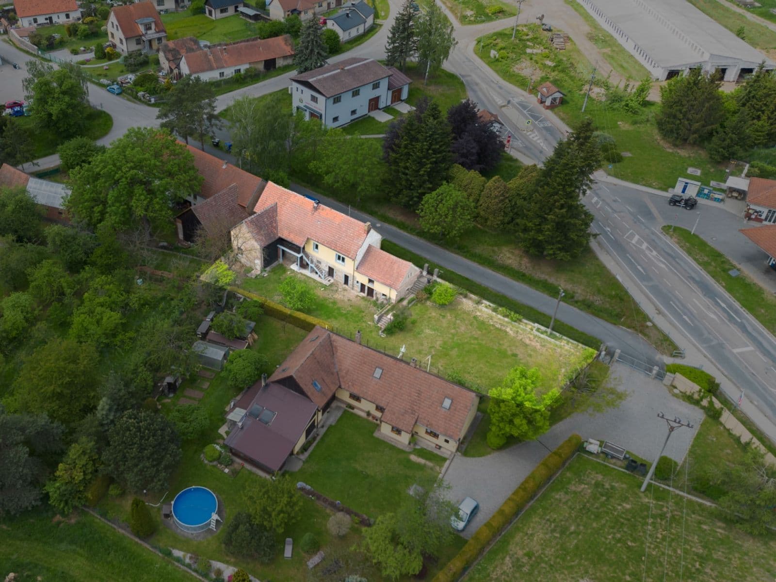 Prodej domu 64 m², pozemek 943 m², Bukovany, Středočeský kraj Prodej domu 64 m², pozemek 943 m², Bukovany, Středočeský kraj