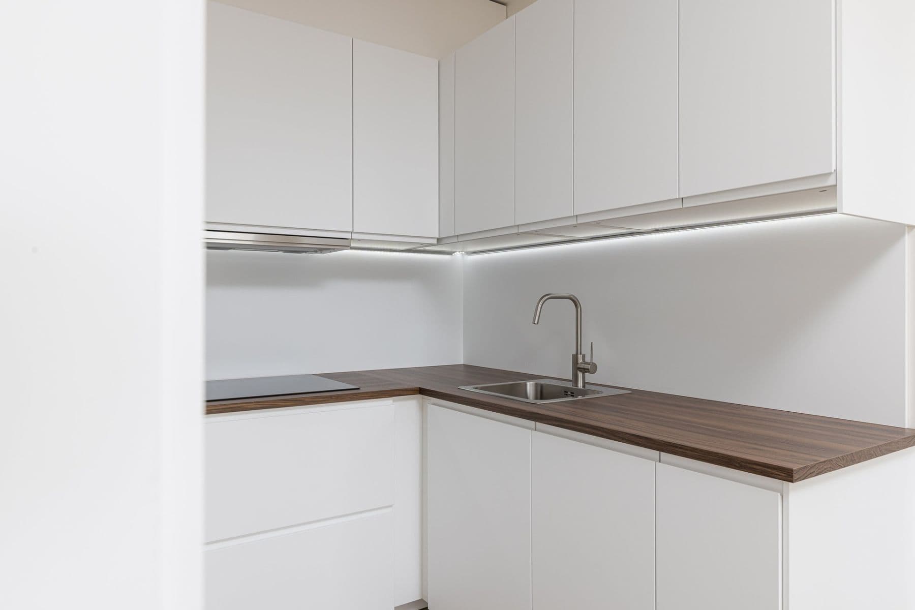 Pronájem bytu 2+kk 52 m², Waltariho, Praha, Praha Pronájem bytu 2+kk 52 m², Waltariho, Praha, Praha