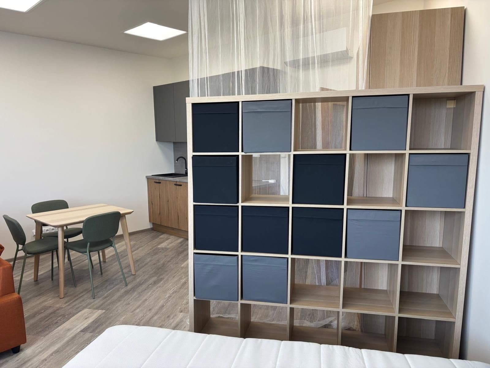Pronájem bytu 1+kk 42 m², U Nové dálnice, Praha, Praha Pronájem bytu 1+kk 42 m², U Nové dálnice, Praha, Praha