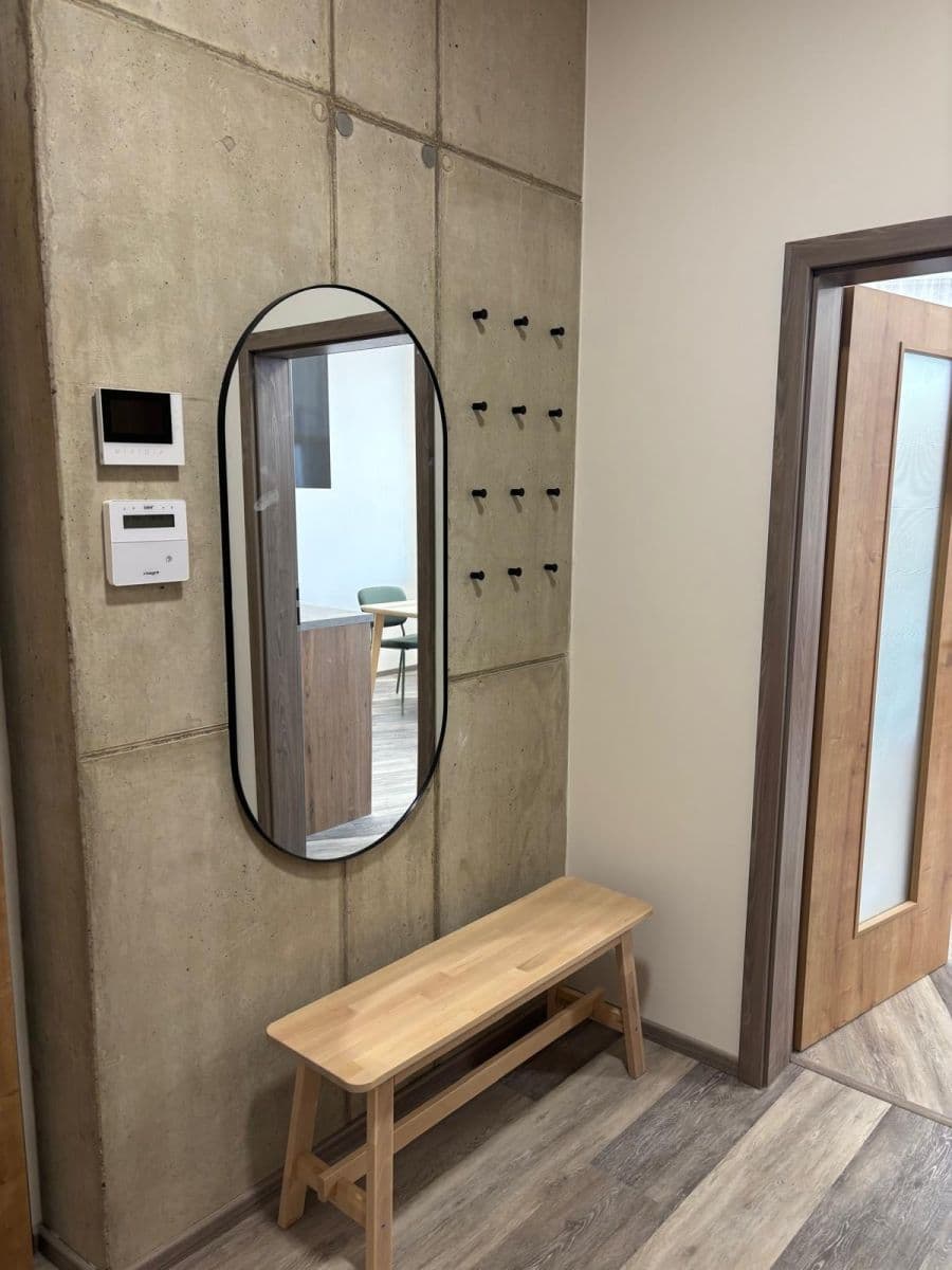 Pronájem bytu 1+kk 42 m², U Nové dálnice, Praha, Praha Pronájem bytu 1+kk 42 m², U Nové dálnice, Praha, Praha