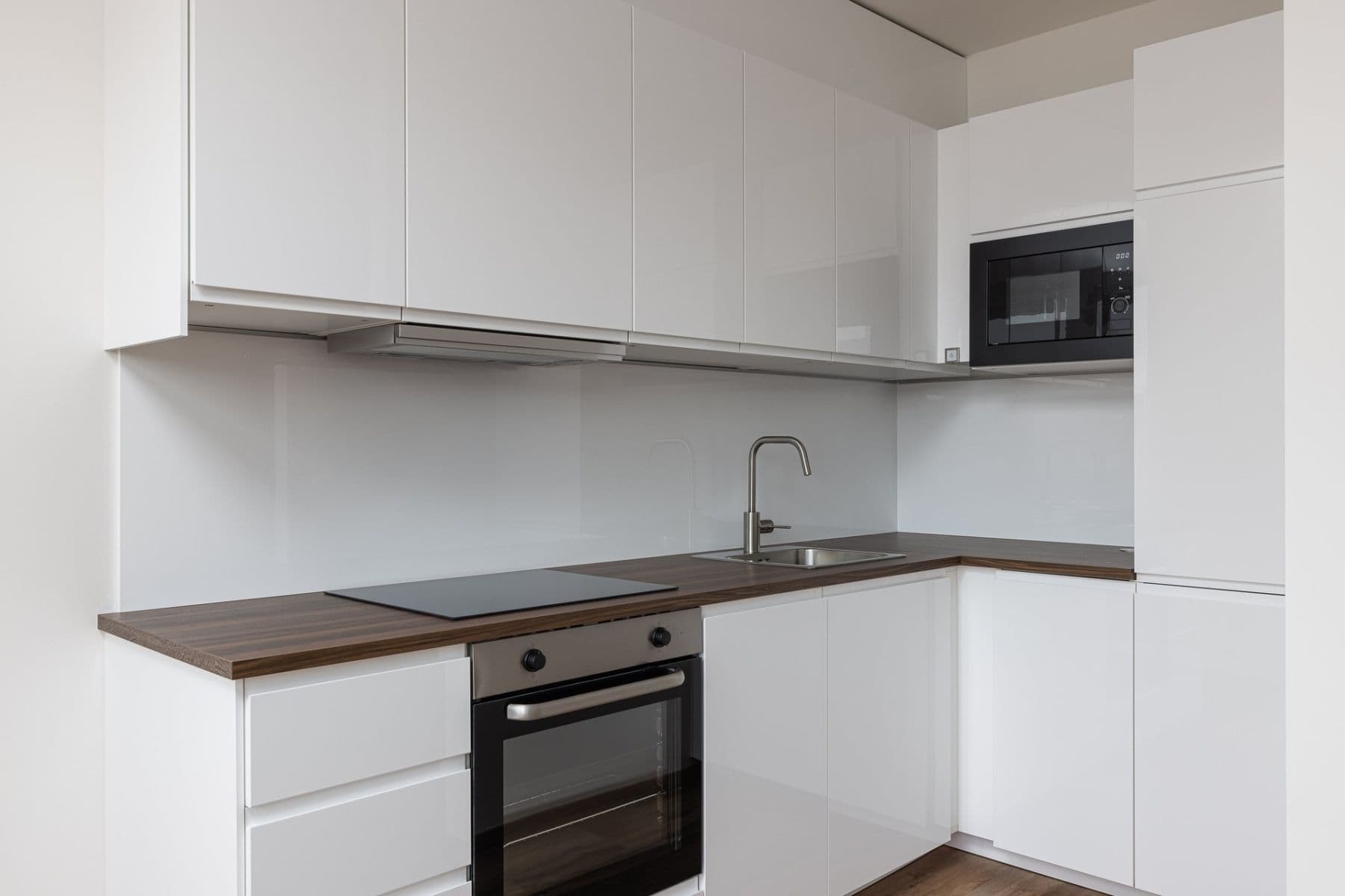 Pronájem bytu 1+kk 36 m², Waltariho, Praha, Praha Pronájem bytu 1+kk 36 m², Waltariho, Praha, Praha