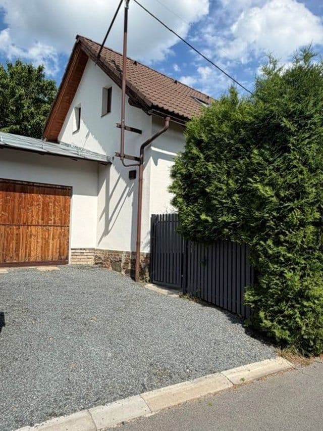 Pronájem domu 120 m², pozemek 300 m², Na Vysoké, Říčany, Středočeský kraj Pronájem domu 120 m², pozemek 300 m², Na Vysoké, Říčany, Středočeský kraj