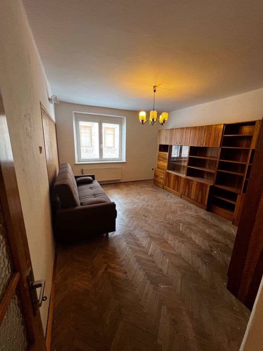 Prodej domu 166 m², pozemek 376 m², Poděbradova, Náchod, Královéhradecký kraj Prodej domu 166 m², pozemek 376 m², Poděbradova, Náchod, Královéhradecký kraj