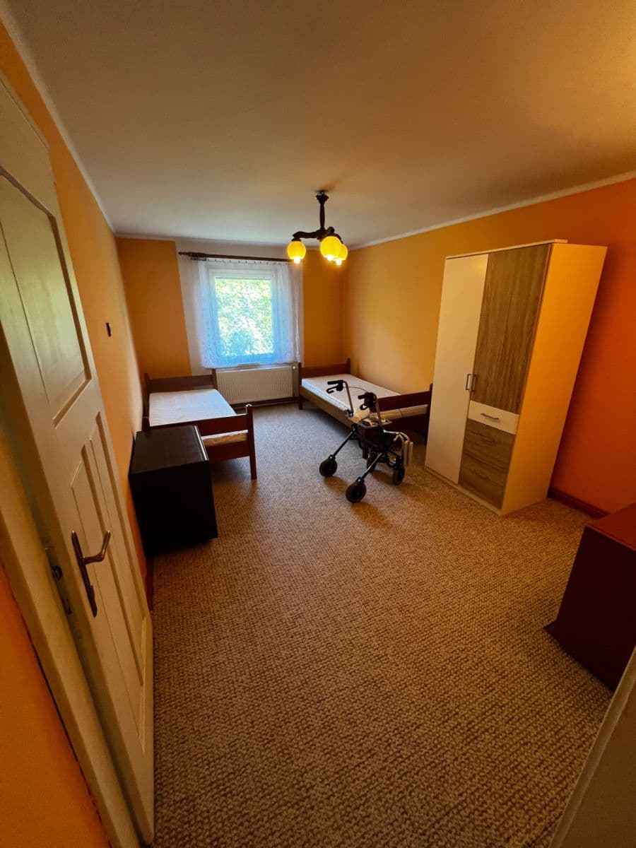 Prodej domu 166 m², pozemek 376 m², Poděbradova, Náchod, Královéhradecký kraj Prodej domu 166 m², pozemek 376 m², Poděbradova, Náchod, Královéhradecký kraj