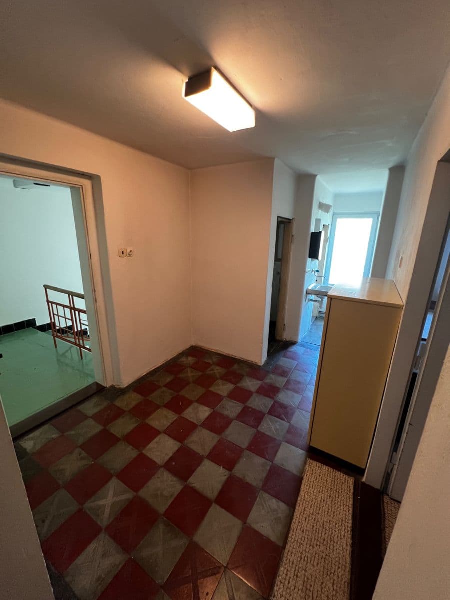 Prodej domu 166 m², pozemek 376 m², Poděbradova, Náchod, Královéhradecký kraj Prodej domu 166 m², pozemek 376 m², Poděbradova, Náchod, Královéhradecký kraj