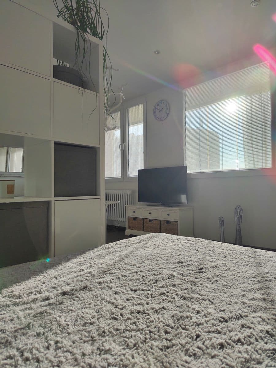 Pronájem bytu 1+kk 36 m², Kukelská, Praha, Praha Pronájem bytu 1+kk 36 m², Kukelská, Praha, Praha