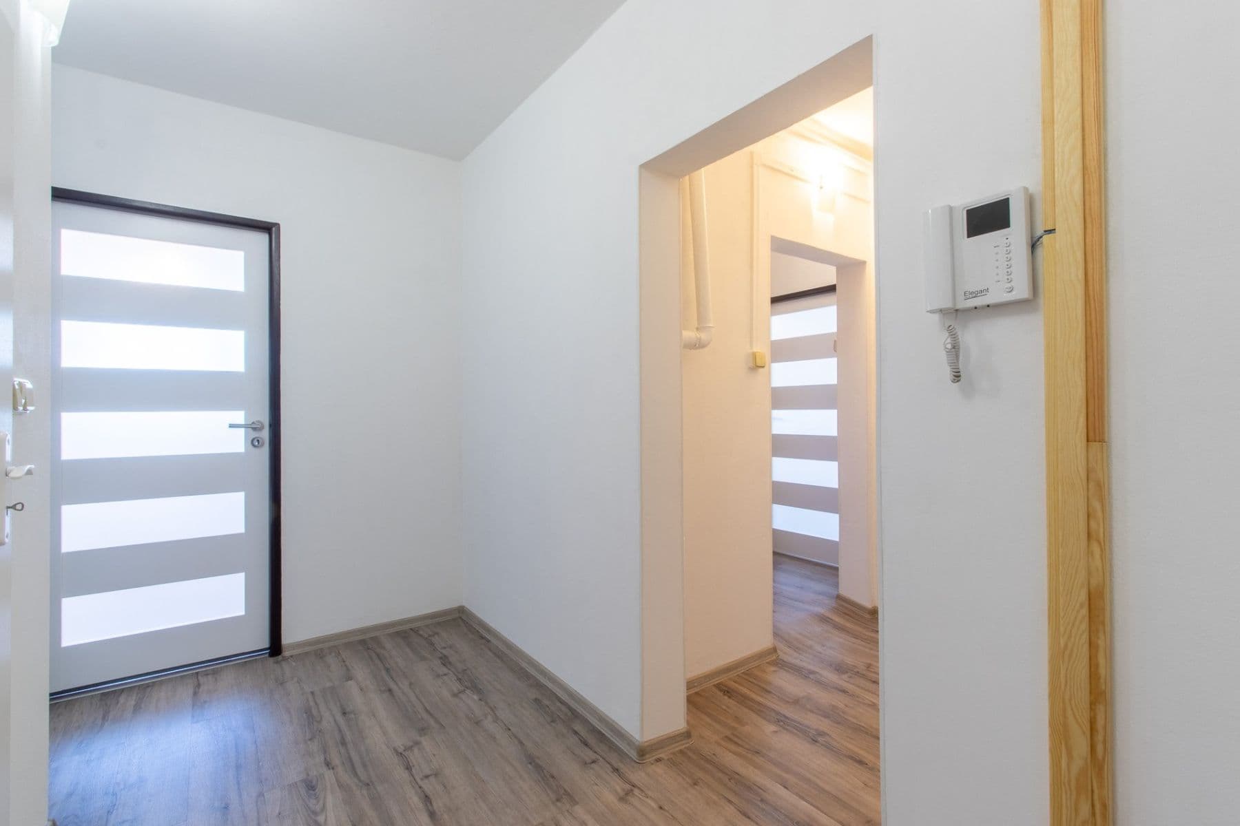 Pronájem bytu 4+1 68 m², Krakovská, Kralupy nad Vltavou, Středočeský kraj Pronájem bytu 4+1 68 m², Krakovská, Kralupy nad Vltavou, Středočeský kraj