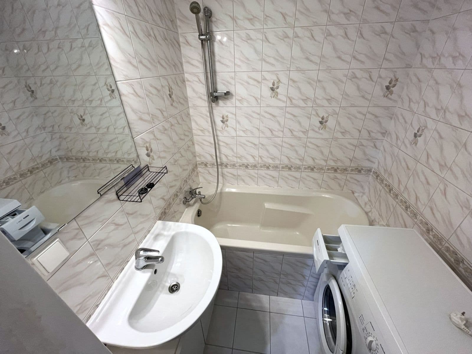 Pronájem bytu 2+1 54 m², Synkova, Olomouc, Olomoucký kraj Pronájem bytu 2+1 54 m², Synkova, Olomouc, Olomoucký kraj
