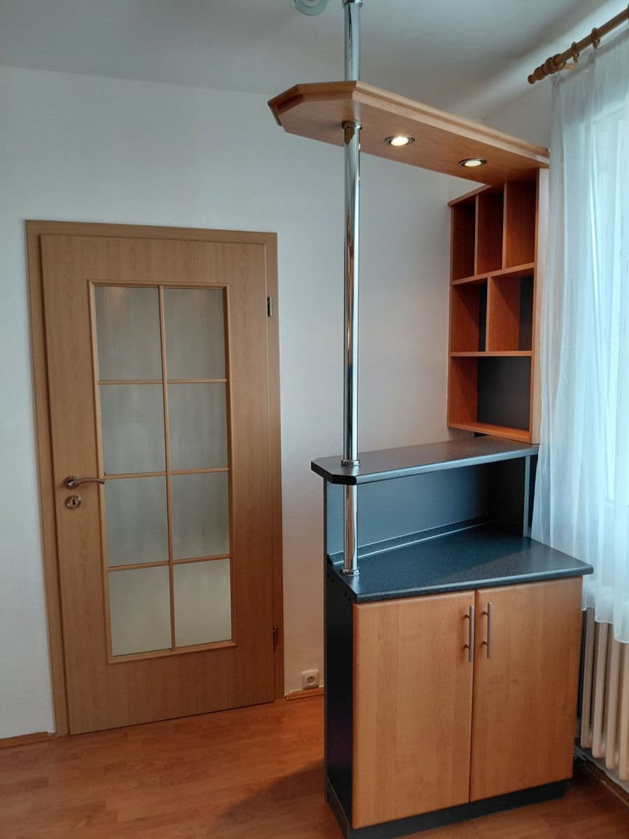 Pronájem bytu 3+1 79 m², Suvorovova, Klatovy, Plzeňský kraj Pronájem bytu 3+1 79 m², Suvorovova, Klatovy, Plzeňský kraj