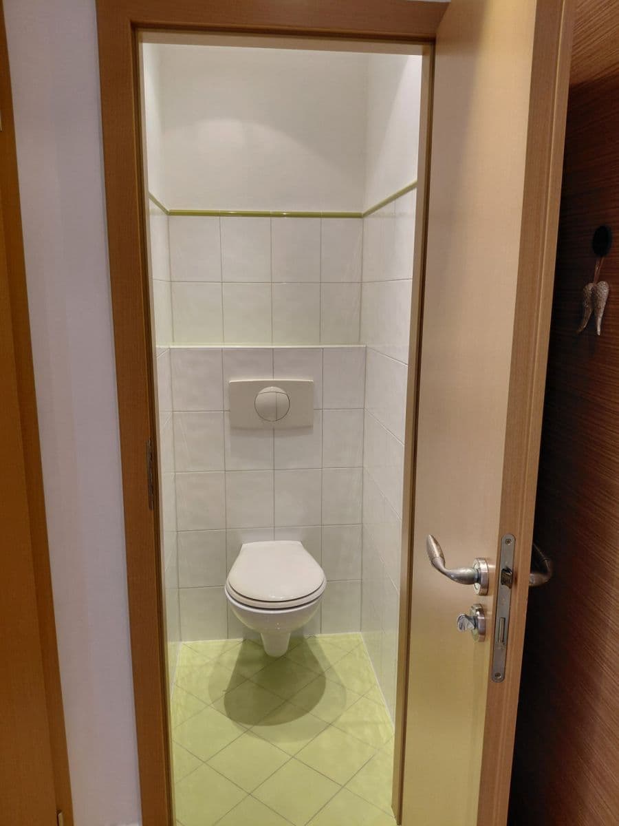 Pronájem bytu 3+1 79 m², Suvorovova, Klatovy, Plzeňský kraj Pronájem bytu 3+1 79 m², Suvorovova, Klatovy, Plzeňský kraj