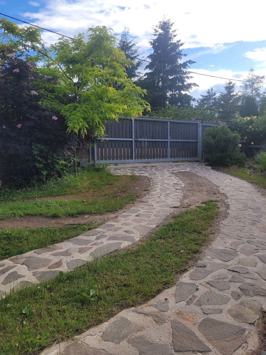 Prodej domu 151 m², pozemek 1.150 m², Ke Stráni, Řitka, Středočeský kraj Prodej domu 151 m², pozemek 1.150 m², Ke Stráni, Řitka, Středočeský kraj