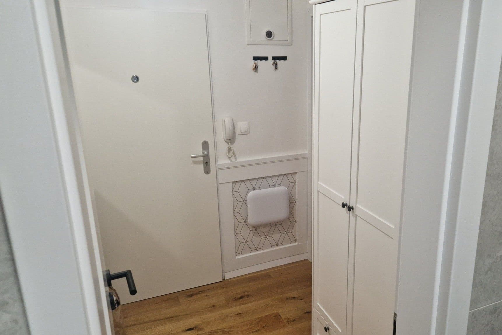 Pronájem bytu 1+kk 32 m², Petrohradská, Praha, Praha Pronájem bytu 1+kk 32 m², Petrohradská, Praha, Praha
