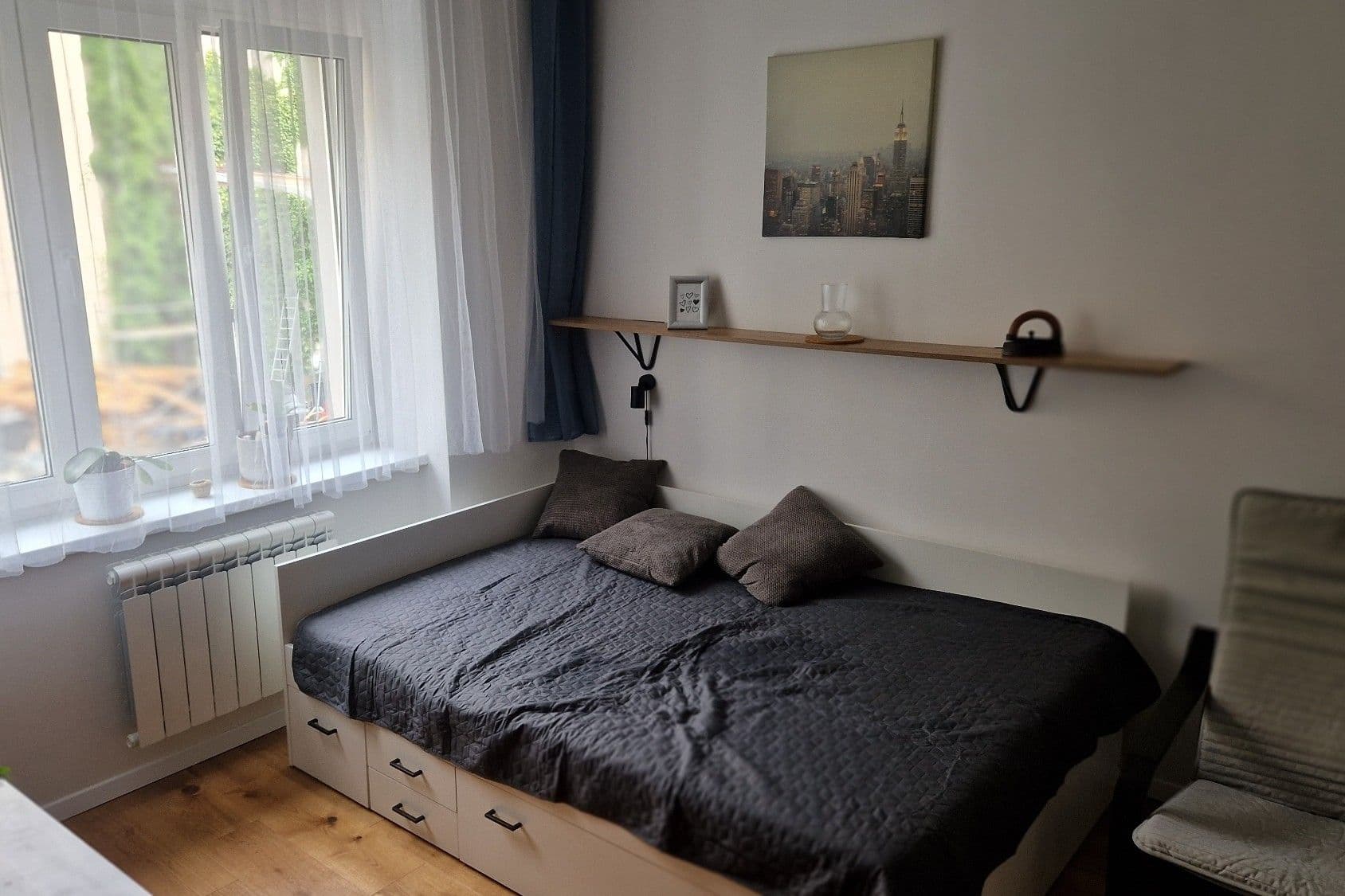 Pronájem bytu 1+kk 32 m², Petrohradská, Praha, Praha Pronájem bytu 1+kk 32 m², Petrohradská, Praha, Praha