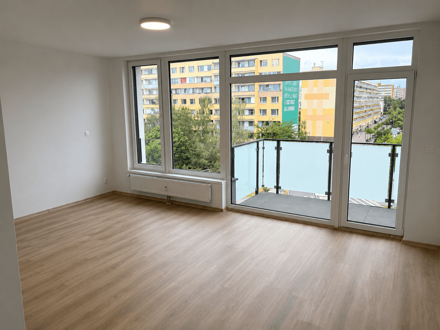 Pronájem bytu 1+kk 34 m², Americká, Kladno, Středočeský kraj Pronájem bytu 1+kk 34 m², Americká, Kladno, Středočeský kraj
