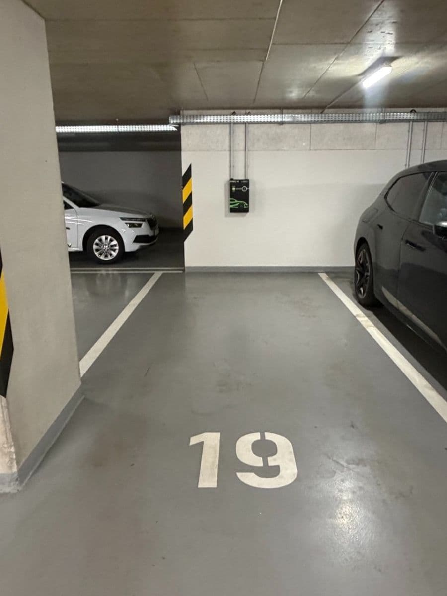 Pronájem bytu 3+kk 73 m², Pod Jalovým dvorem, Praha, Praha Pronájem bytu 3+kk 73 m², Pod Jalovým dvorem, Praha, Praha