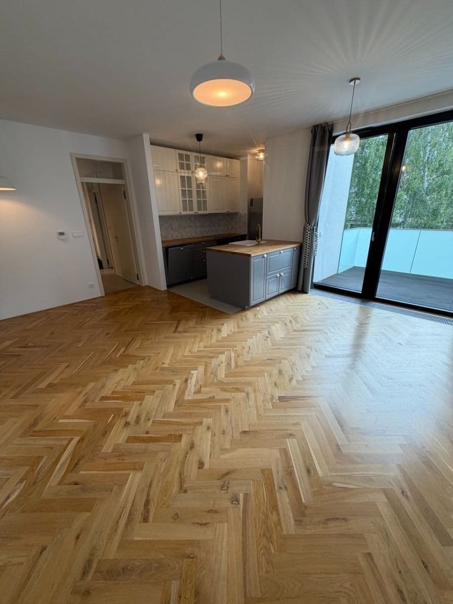Pronájem bytu 3+kk 73 m², Pod Jalovým dvorem, Praha, Praha Pronájem bytu 3+kk 73 m², Pod Jalovým dvorem, Praha, Praha