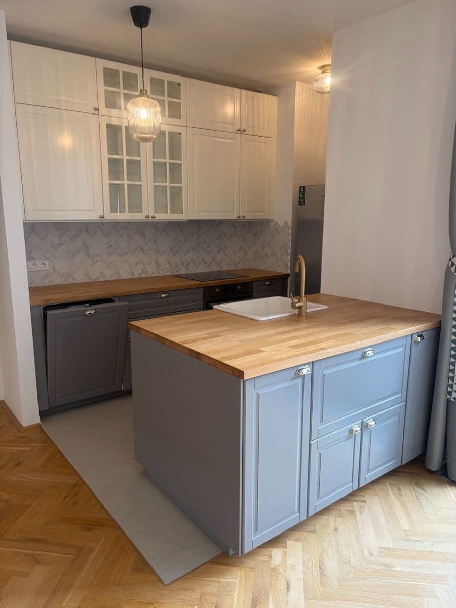 Pronájem bytu 3+kk 73 m², Pod Jalovým dvorem, Praha, Praha Pronájem bytu 3+kk 73 m², Pod Jalovým dvorem, Praha, Praha