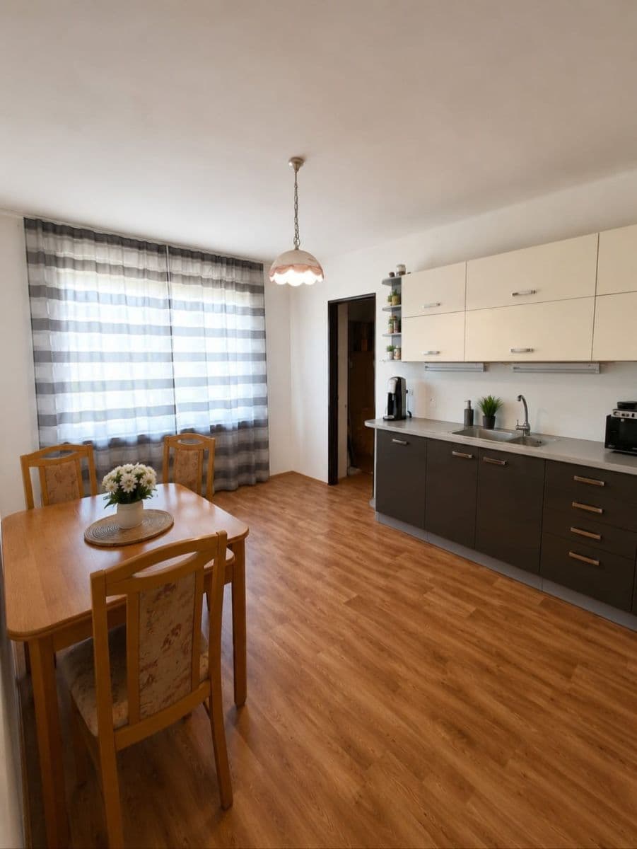Pronájem bytu 3+1 82 m², Stachy, Jihočeský kraj Pronájem bytu 3+1 82 m², Stachy, Jihočeský kraj