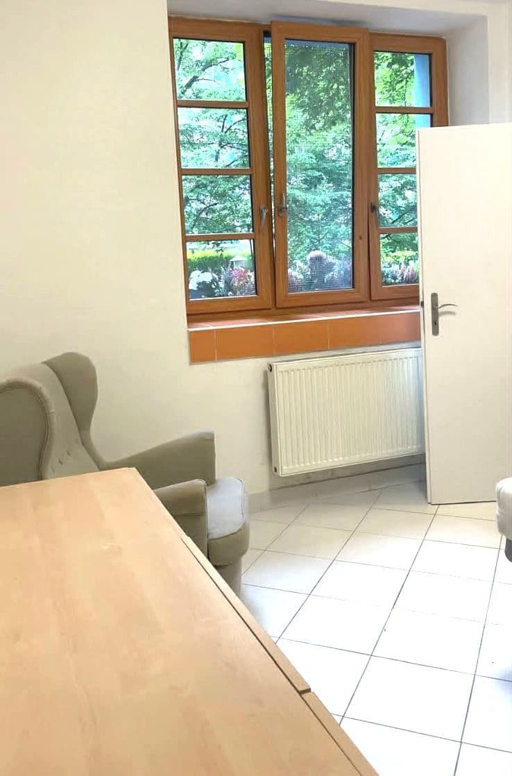 Pronájem bytu 1+kk 32 m², Gutova, Praha, Praha Pronájem bytu 1+kk 32 m², Gutova, Praha, Praha