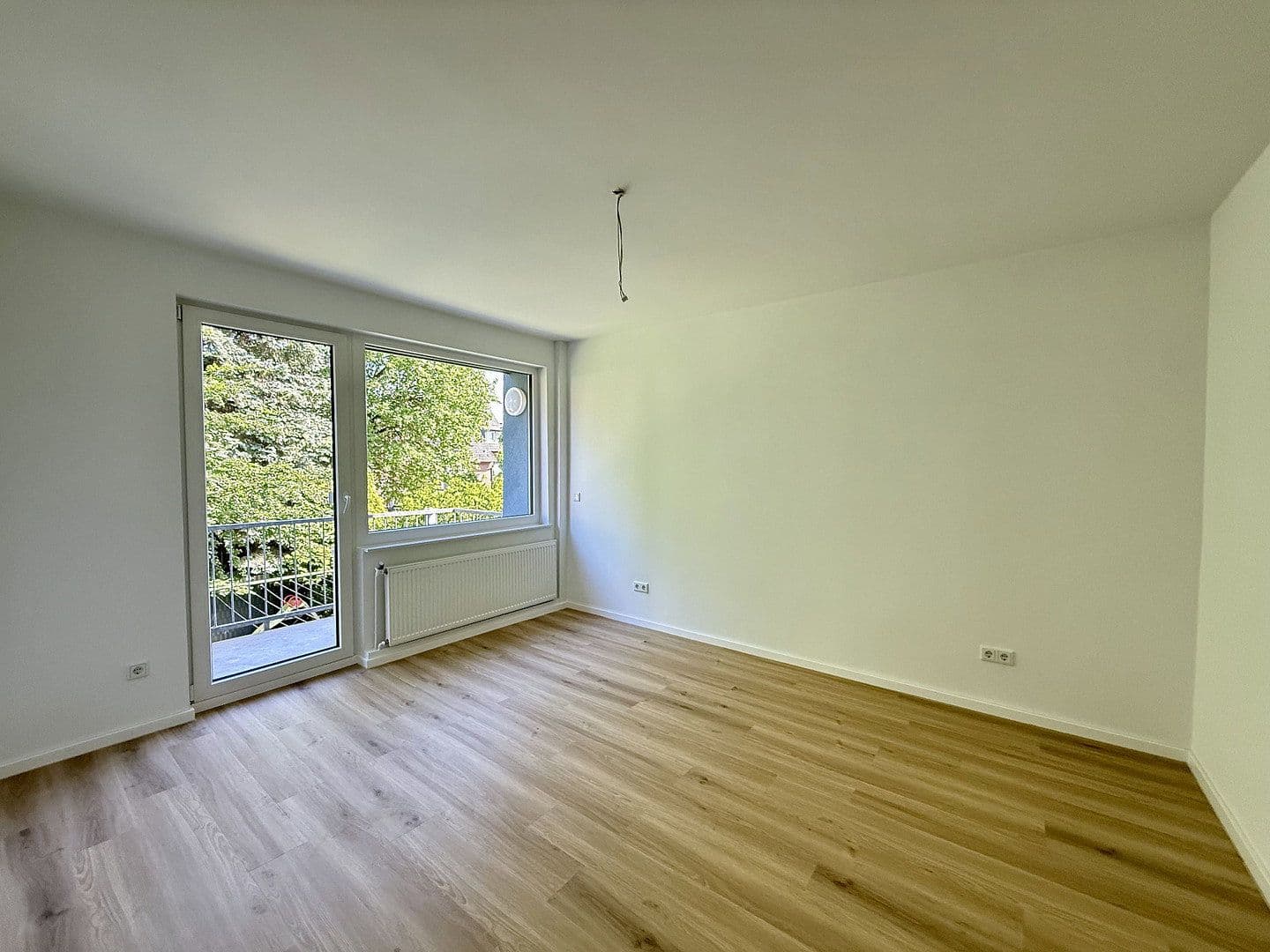 Pronájem bytu 3+1 81 m², Ackerstraße 9, Oberhausen, Severní Porýní-Vestfálsko Pronájem bytu 3+1 81 m², Ackerstraße 9, Oberhausen, Severní Porýní-Vestfálsko