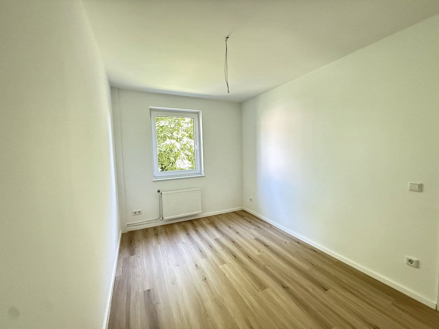 Pronájem bytu 3+1 81 m², Ackerstraße 9, Oberhausen, Severní Porýní-Vestfálsko Pronájem bytu 3+1 81 m², Ackerstraße 9, Oberhausen, Severní Porýní-Vestfálsko