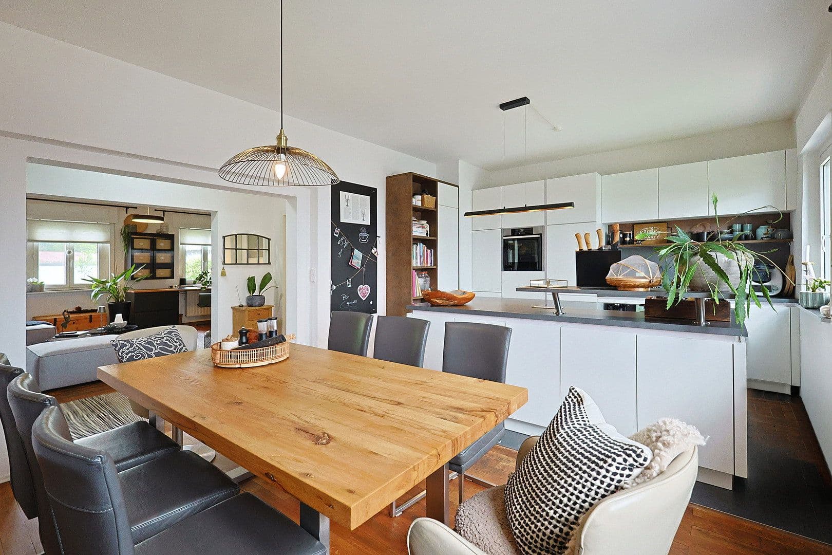 Prodej bytu 3+kk 130 m², Donaueschingen, Bádensko-Württembersko Prodej bytu 3+kk 130 m², Donaueschingen, Bádensko-Württembersko