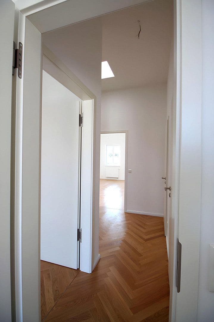 Pronájem bytu 3+1 60 m², Urbanstraße 85, Berlin, Berlín Pronájem bytu 3+1 60 m², Urbanstraße 85, Berlin, Berlín