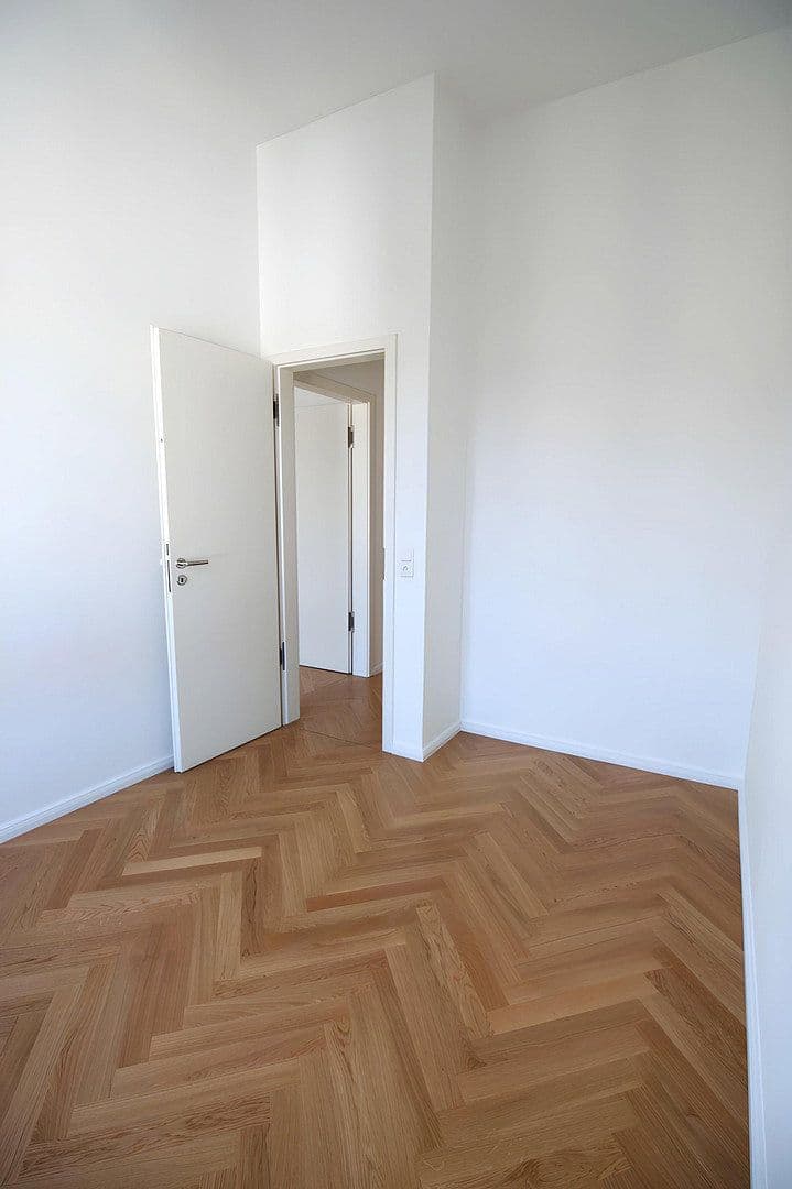 Pronájem bytu 3+1 60 m², Urbanstraße 85, Berlin, Berlín Pronájem bytu 3+1 60 m², Urbanstraße 85, Berlin, Berlín