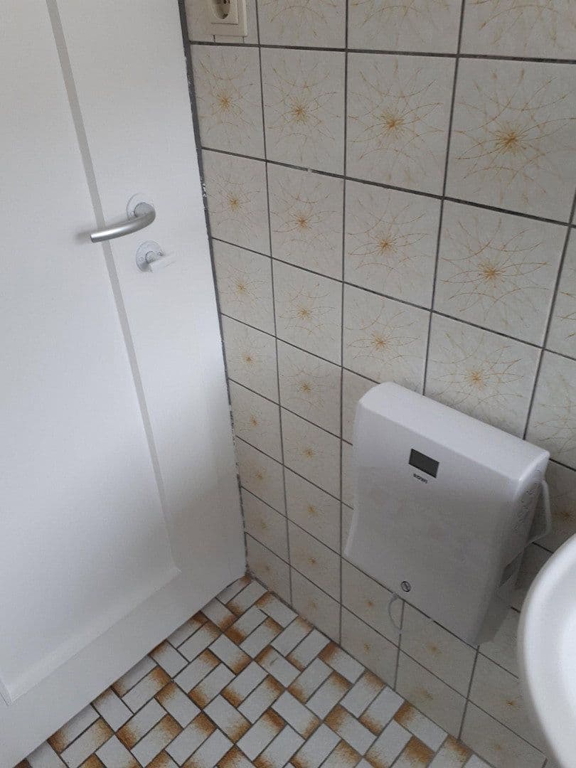 Pronájem bytu 3+1 60 m², Oberndorf am Neckar, Bádensko-Württembersko Pronájem bytu 3+1 60 m², Oberndorf am Neckar, Bádensko-Württembersko