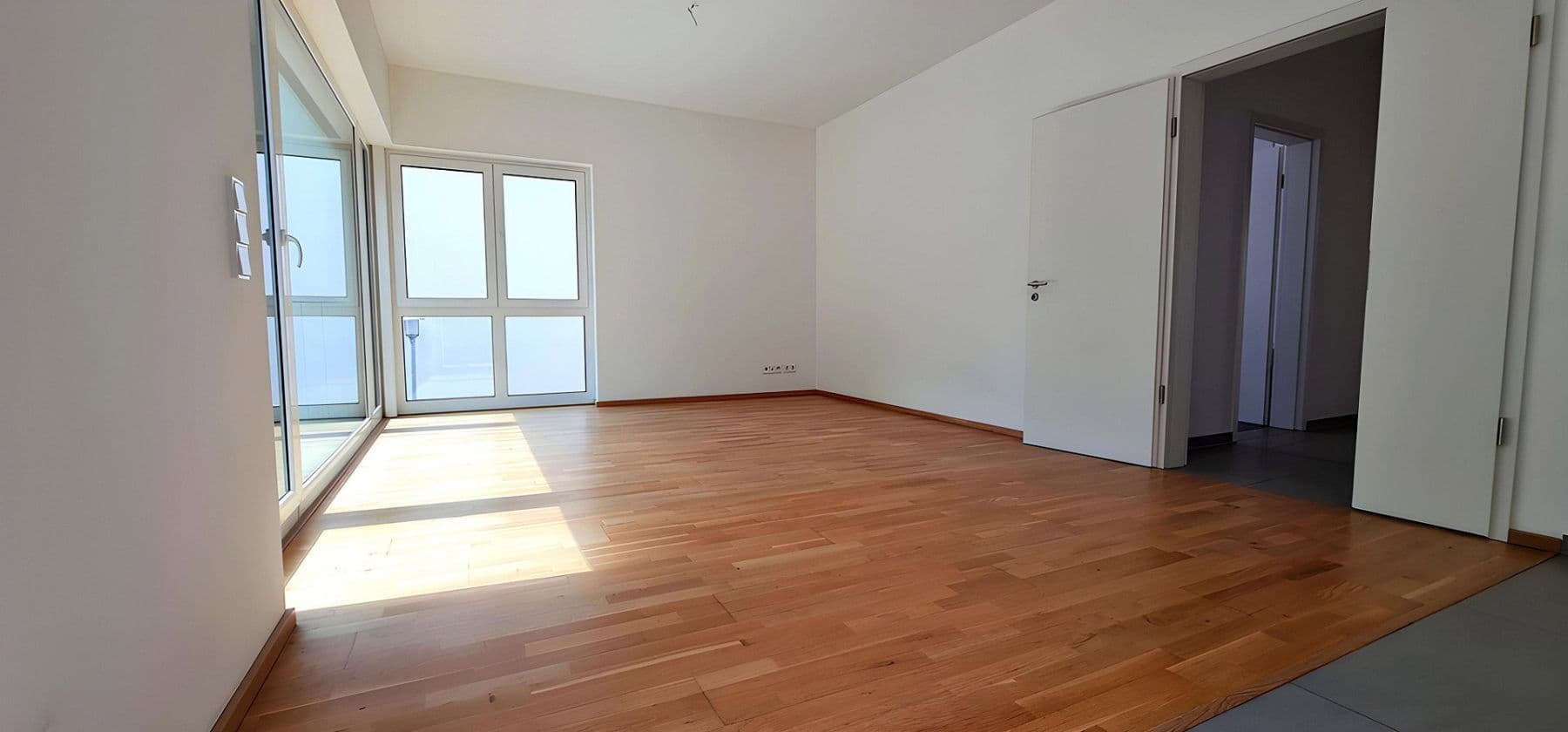 Pronájem bytu 2+1 72 m², Am Gutspark 2, Berlin, Berlín Pronájem bytu 2+1 72 m², Am Gutspark 2, Berlin, Berlín