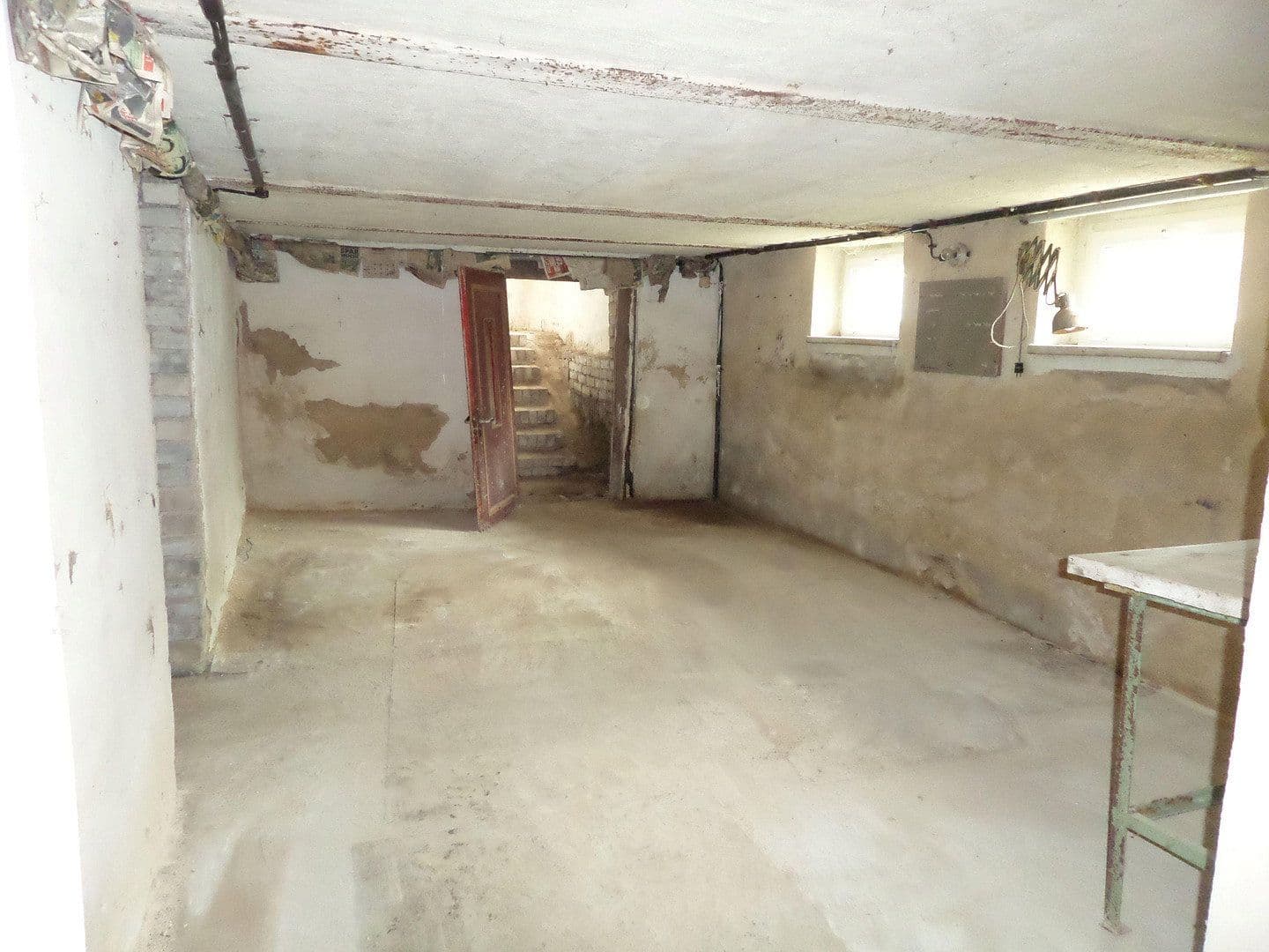 Prodej domu 130 m², pozemek 2.496 m², Tettau, Braniborsko Prodej domu 130 m², pozemek 2.496 m², Tettau, Braniborsko
