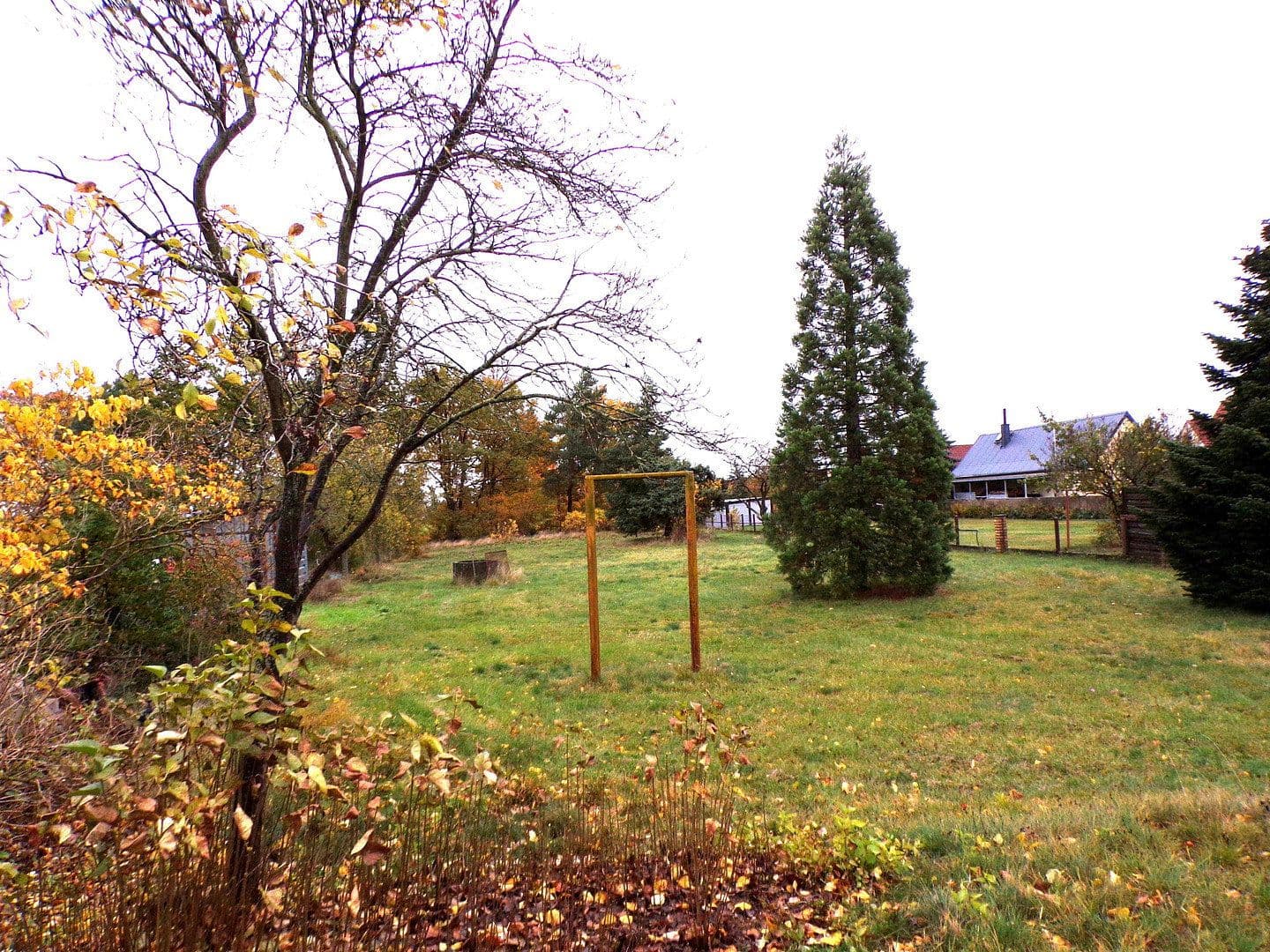 Prodej domu 130 m², pozemek 2.496 m², Tettau, Braniborsko Prodej domu 130 m², pozemek 2.496 m², Tettau, Braniborsko