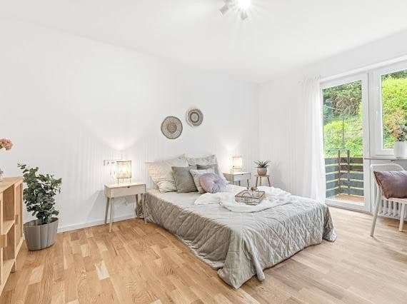 Pronájem bytu 3+kk 77 m², Obertürkheim, Bádensko-Württembersko Pronájem bytu 3+kk 77 m², Obertürkheim, Bádensko-Württembersko