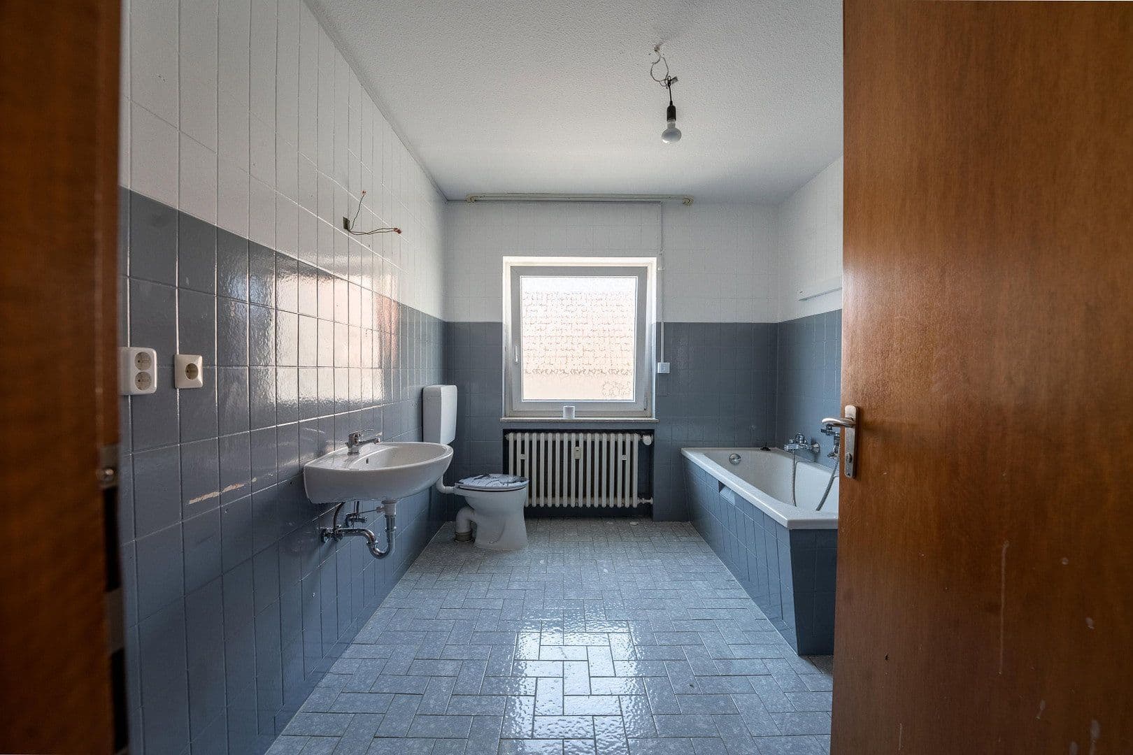Pronájem bytu 4+1 92 m², Obertor 12, Niederwerrn, Bavorsko Pronájem bytu 4+1 92 m², Obertor 12, Niederwerrn, Bavorsko