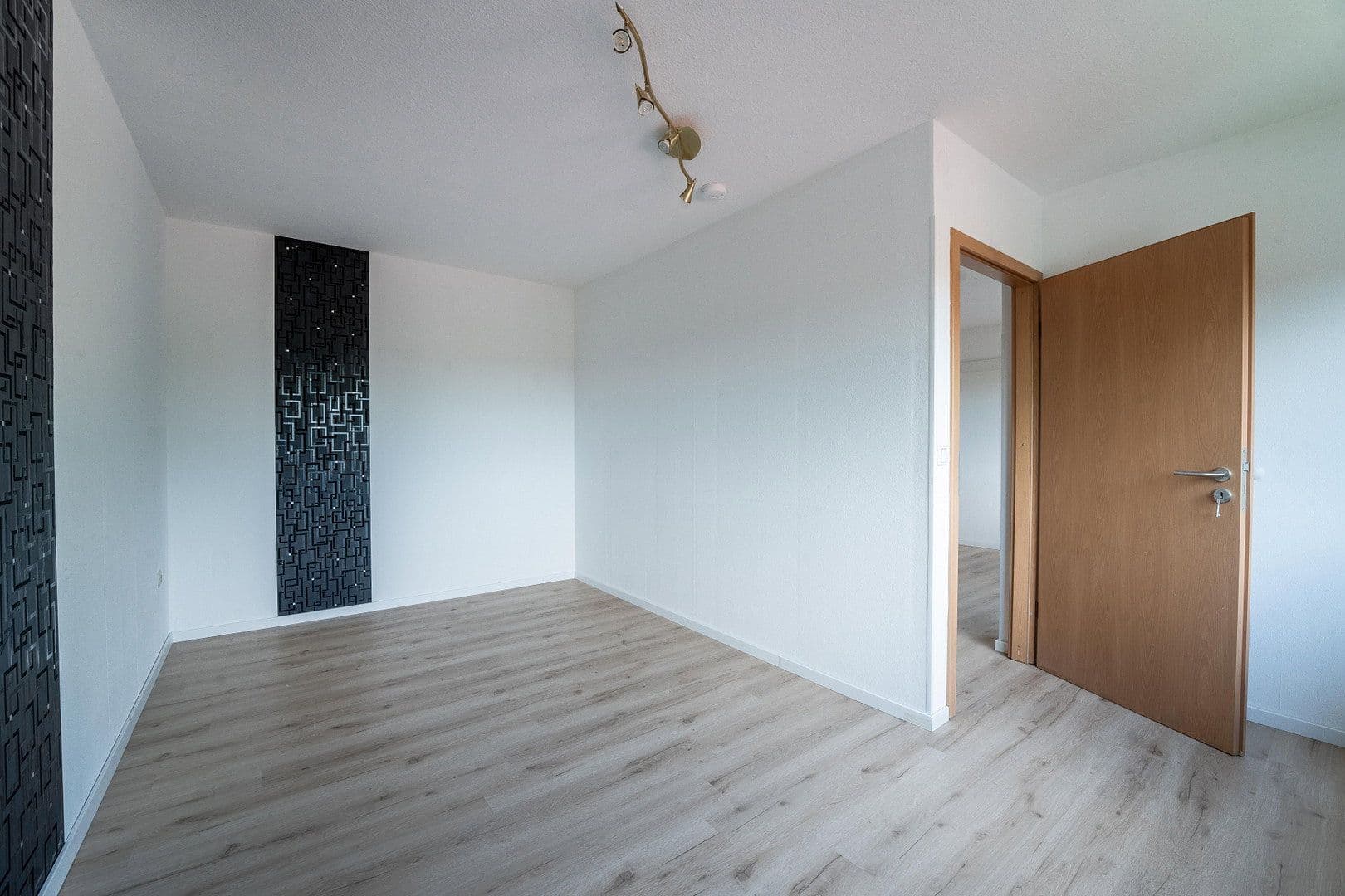 Pronájem bytu 4+1 92 m², Obertor 12, Niederwerrn, Bavorsko Pronájem bytu 4+1 92 m², Obertor 12, Niederwerrn, Bavorsko